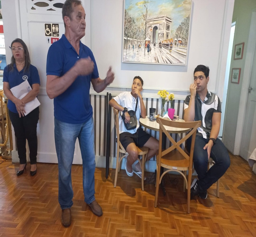 Sindipance visita a empresa Petit Surprise